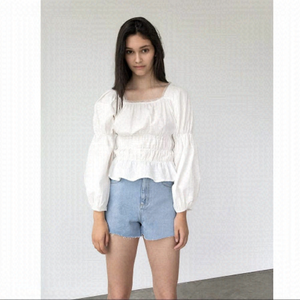 Oak & Fort-Light Wash HIGH WAISTED DENIM SHORTS (Size:28)